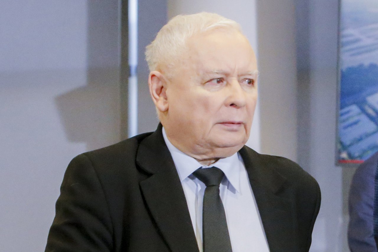 Jarosław Kaczyński, smutny