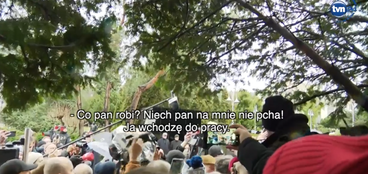 Maciej Wąsik, szczypanie