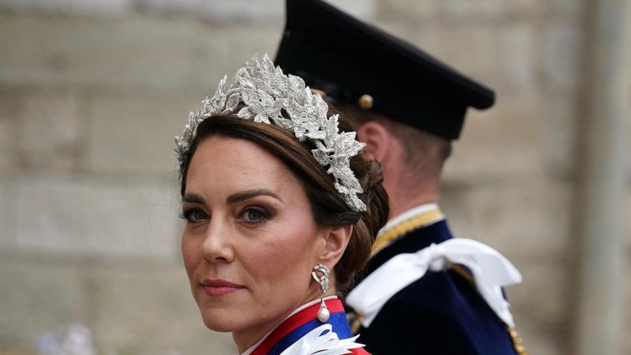 Księżna Kate przechodzi załamanie nerwowe? W tle ciąża kochanki Williama, rozwód i karetka pod domem