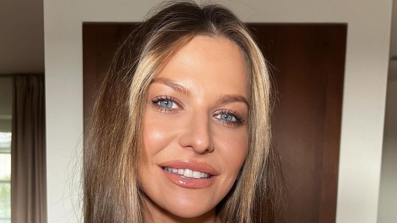 Anna Lewandowska wypięła rozgogolone pośladki wprost do obiektywu. Robert nie wytrzymał