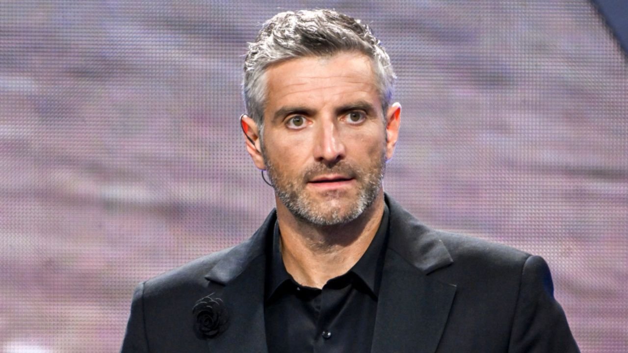 Maciej Dowbor niemal o nim nie mówi. Kim jest ojciec gwiazdora? Prawda o małżeństwie z Katarzyną wbija w fotel. Trwało zaledwie 3 lata