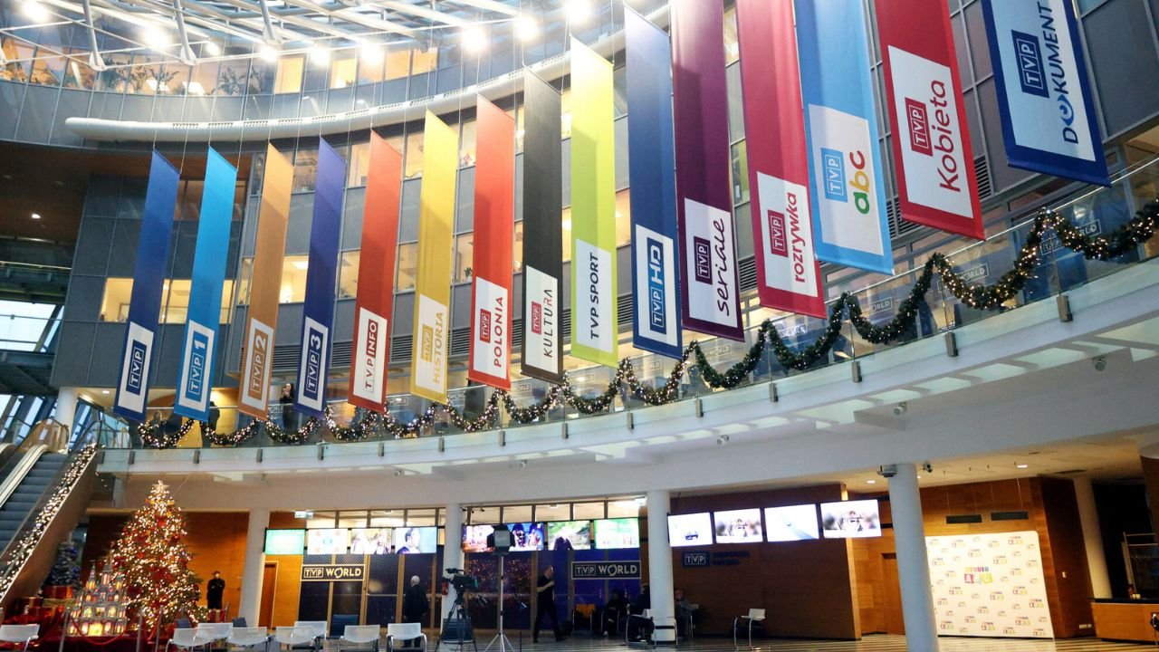 TVP mogło stracić 7 milionów złotych. Wszystko przez decyzje byłego kierownictwa