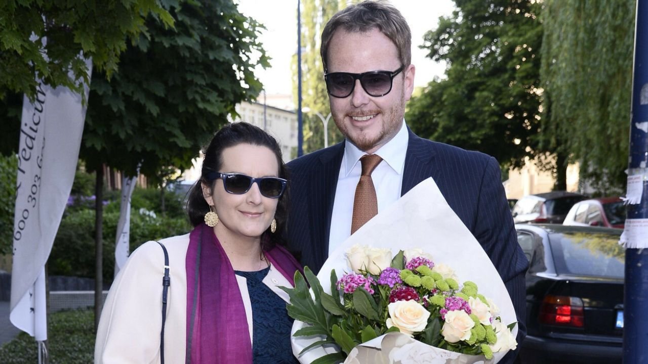 Styl żony Jana Lubomirskiego-Lanckorońskiego pozostawia wiele do życzenia. Znany projektant mody nie ma litości