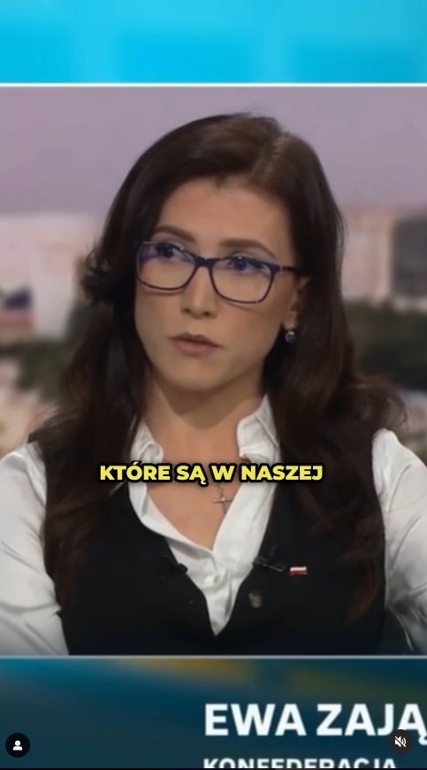 Ewa Zajączkowska-Hernik w okularach
