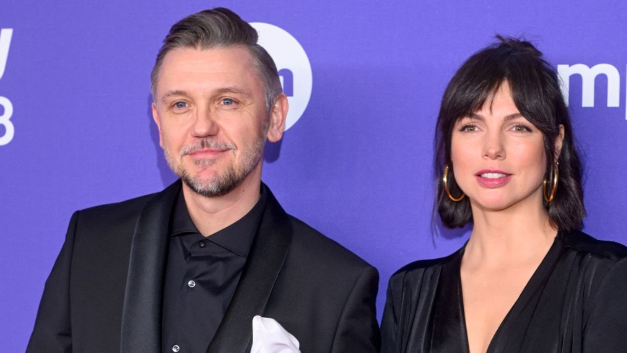 Karolina Gorczyca i Krzysztof Czeczot wzięli ślub. Aktorka wybrała suknię z nietypowym wykończeniem