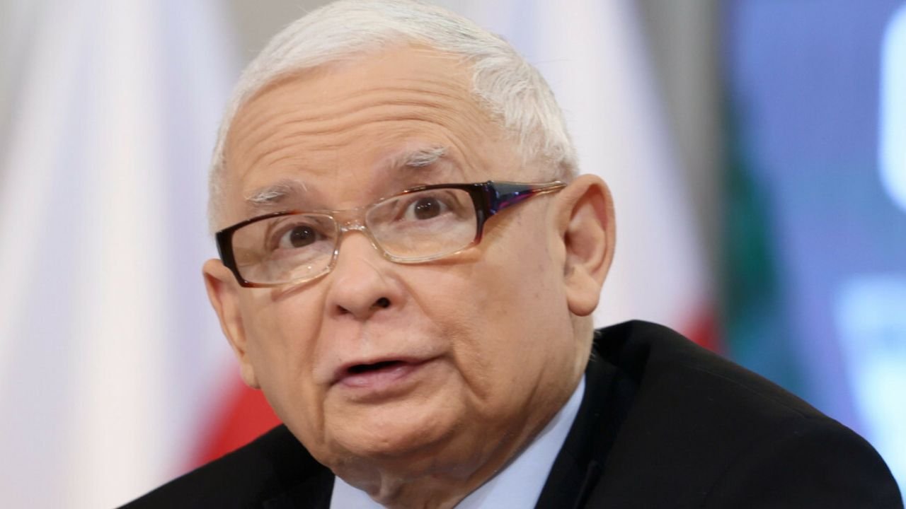 Nowe informacje o zdrowiu Jareczka. "Jest coraz słabszy"