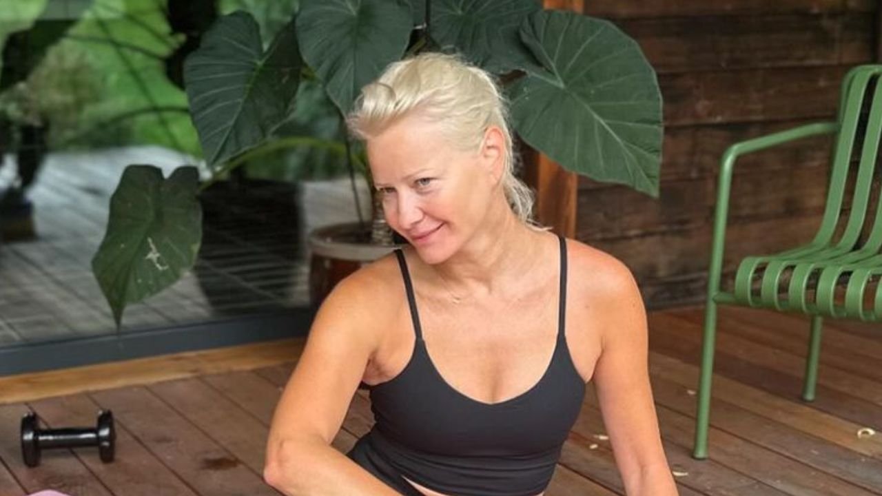 53-letnia Małgorzata Kożuchowska odsłoniła brzuch. Figura aktorki jest perfekcyjna