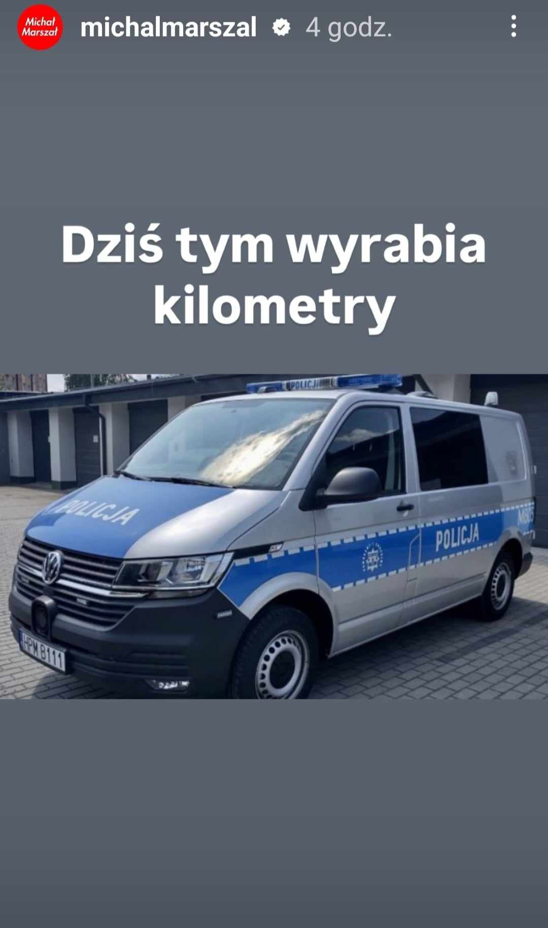 Policyjny samochód