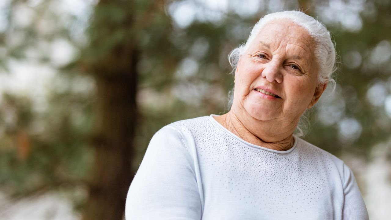 "Mama twierdzi, że mój narzeczony to ladaco. Radzi mi zerwać zaręczyny"