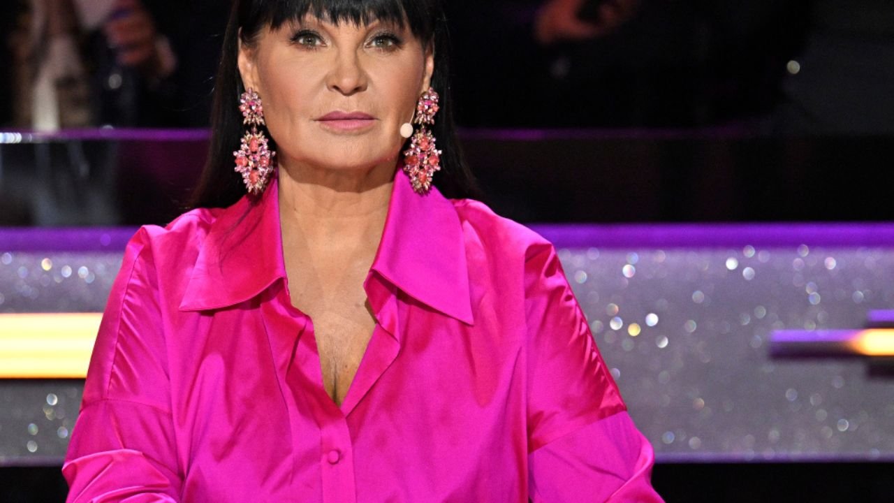 Iwona Pavlović cała w różu niczym Barbie. Olśniła w sukience jak z bajki