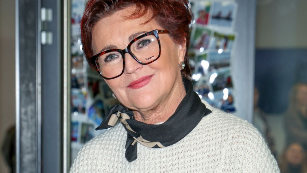 Jesienne stylizacje dla dojrzałych kobiet. Jolanta jest wspaniałą inspiracją