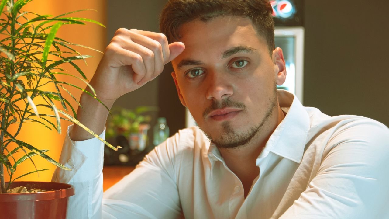 "Poznałem piękną kobietę, która uwielbia luksusy. Obawiam się, że nie będę w stanie jej zaimponować"
