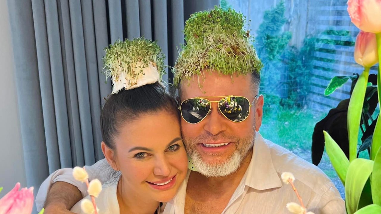 Rozgogolony Krzysztof Rutkowski w dresie znów oświadczył się Mai. Górnolotne wideo hitem sieci
