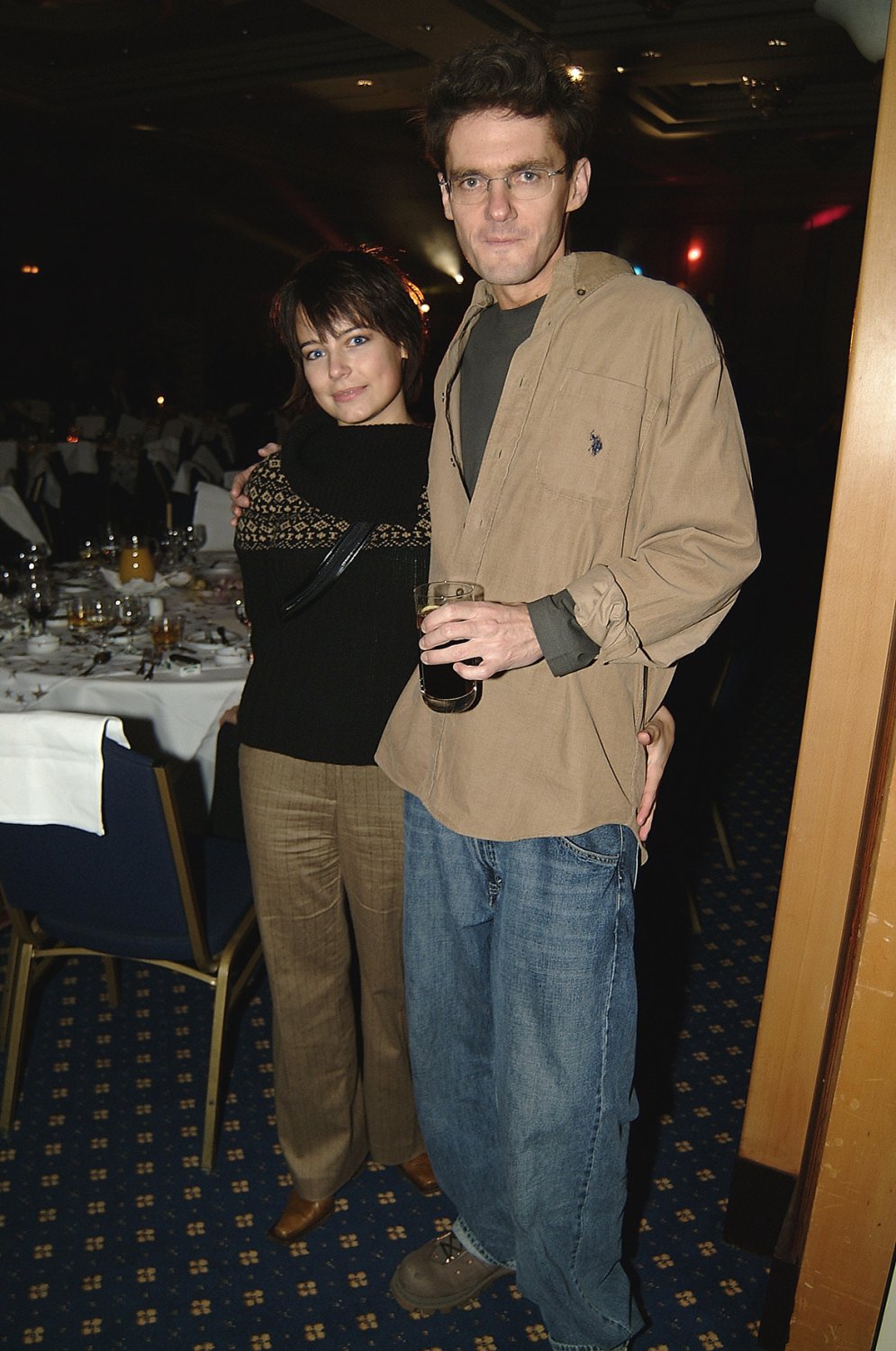 Kuba Wojewódzki obok Anny Muchy w krótkich włosach