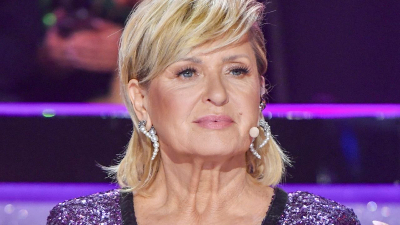 "Taniec z Gwiazdami". Ewa Kasprzyk założyła różowe okulary. Oceniała uczestników "jednym okiem"