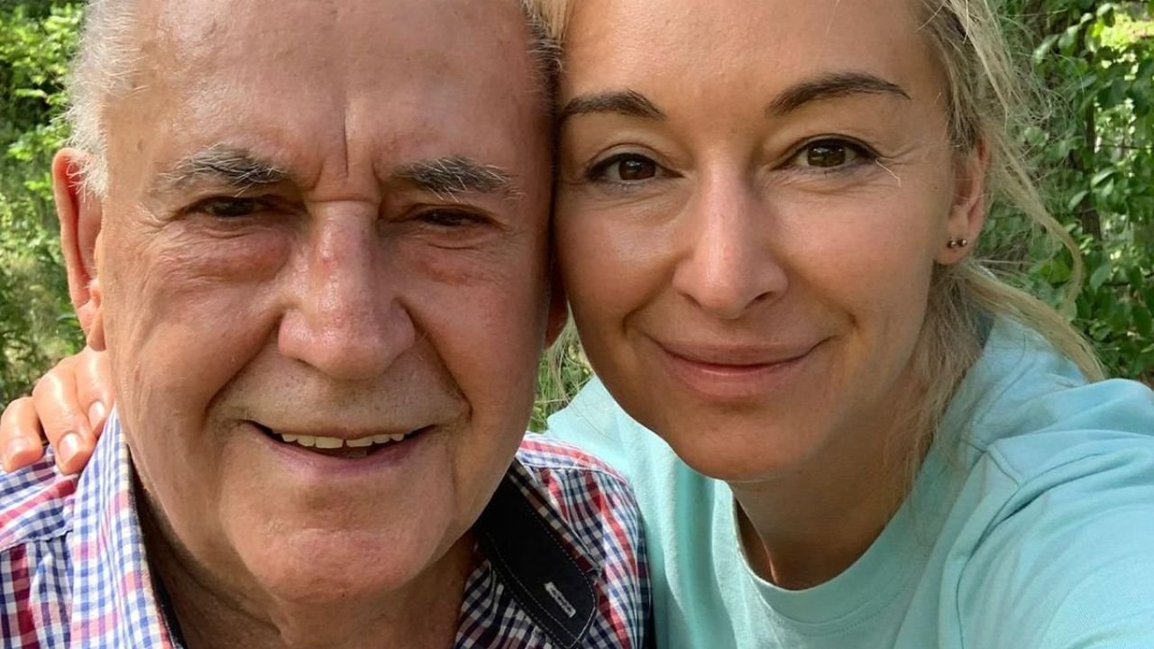 Tata Martyny Wojciechowskiej nie żyje. "Kiedy przyjeżdżałam do domu, siadałam Ci na kolanach jak mała dziewczynka"