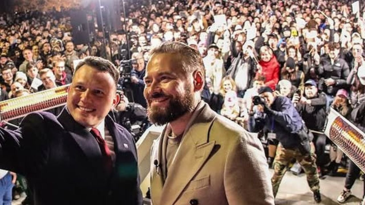 Poszedłem na wiec Sławka w Lublinie. Nagle pojawił się Krzysztof celebryta. Panowie zdecydowali się na zaskakujący ruch [nasz news - dużo zdjęć i wideo]