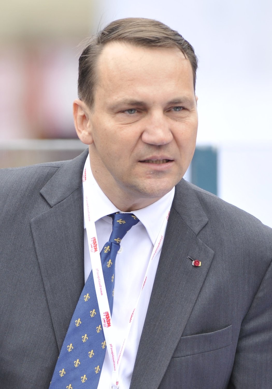 Radosław Sikorski, zbliżenie