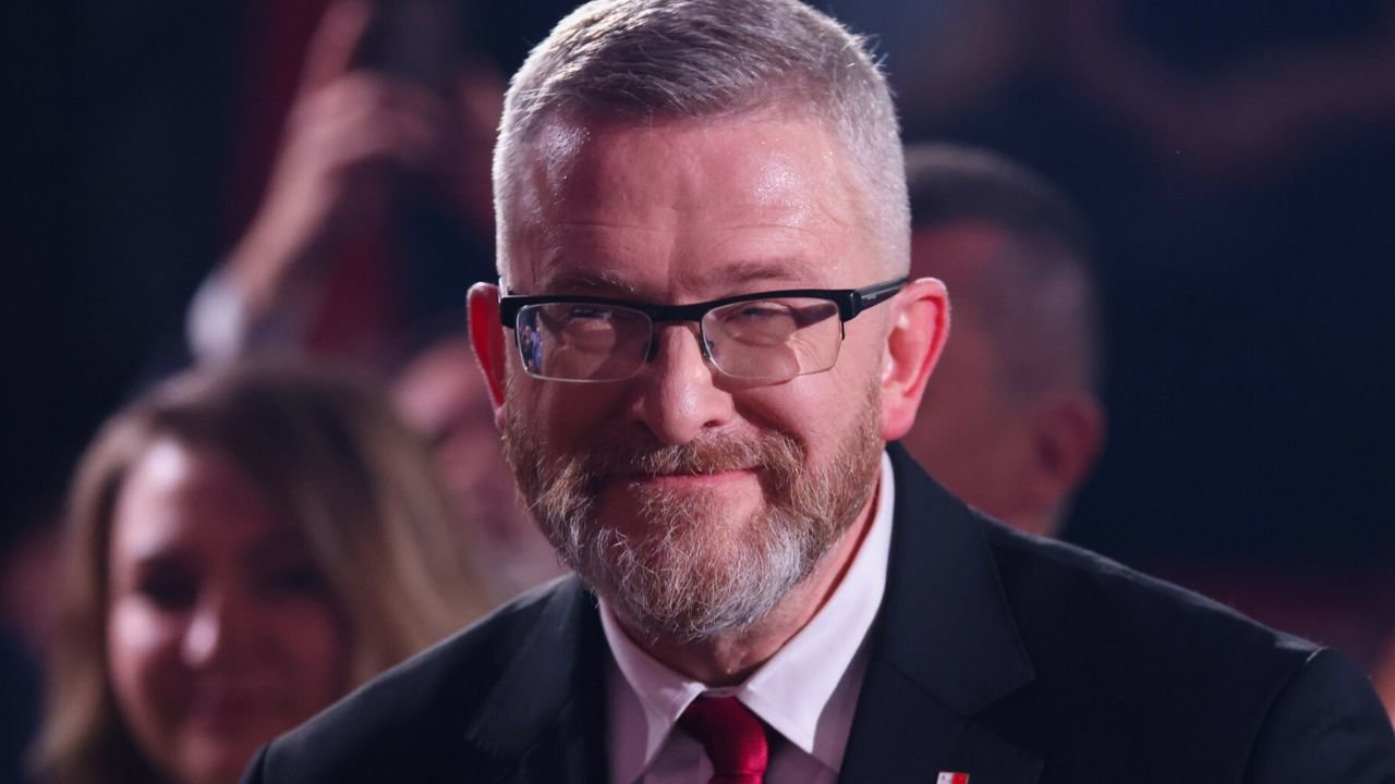 Grzesiu od Gaśnicy nie wytrzymał. Próbował zatrzymać ginekolożkę na służbie [wideo]