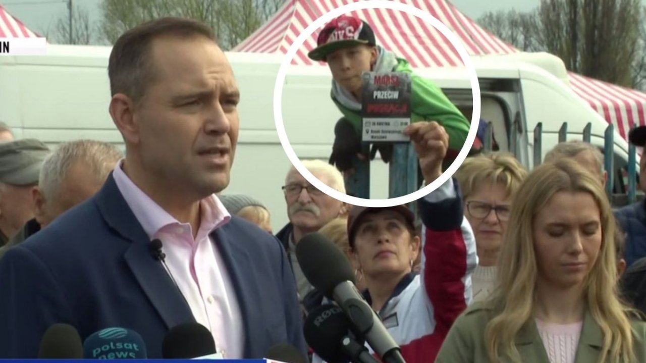 Karol wygłaszał swe teorie do ludu. Chłopak z tyłu go sprankował — ruchem dłoni [wideo]