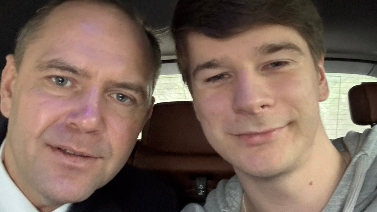Daniel od Karola pokazał się z prześliczną niewiastą. Pojawiły się spekulacje