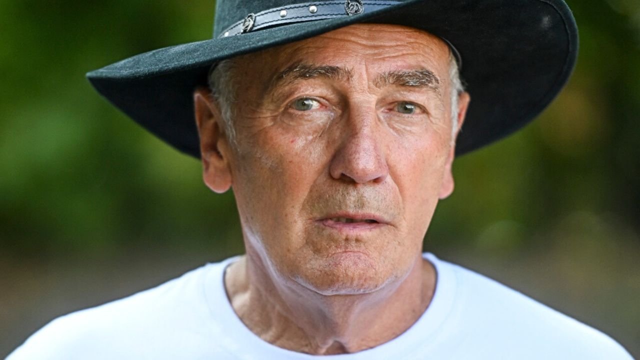 Karol Strasburger mówi wprost o późnym ojcostwie. Ta szczera prawda wbija w fotel. "Nie ma co czarować"