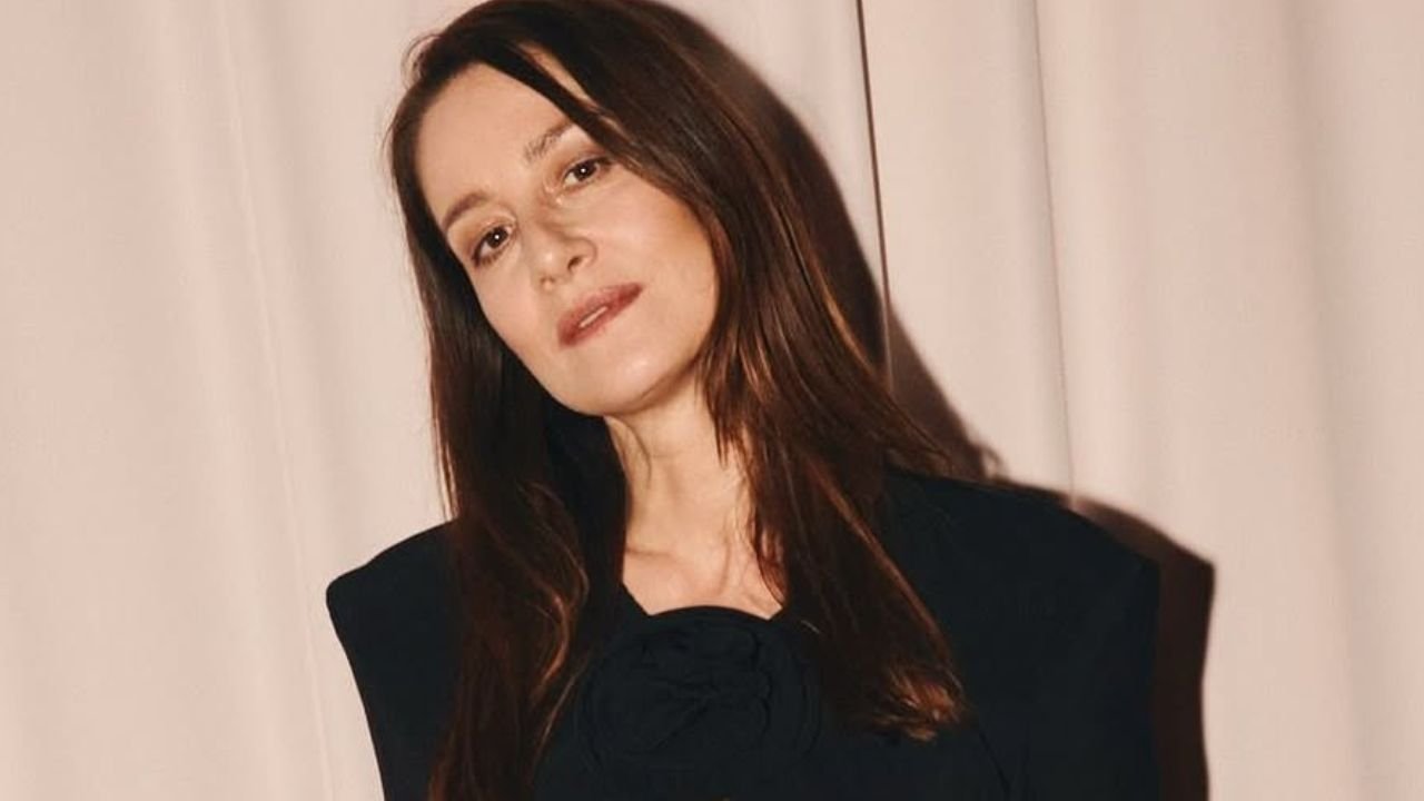 Maja Ostaszewska już tak nie wygląda. Postawiła na ostre cięcie i w nowej fryzurze jest nie do poznania