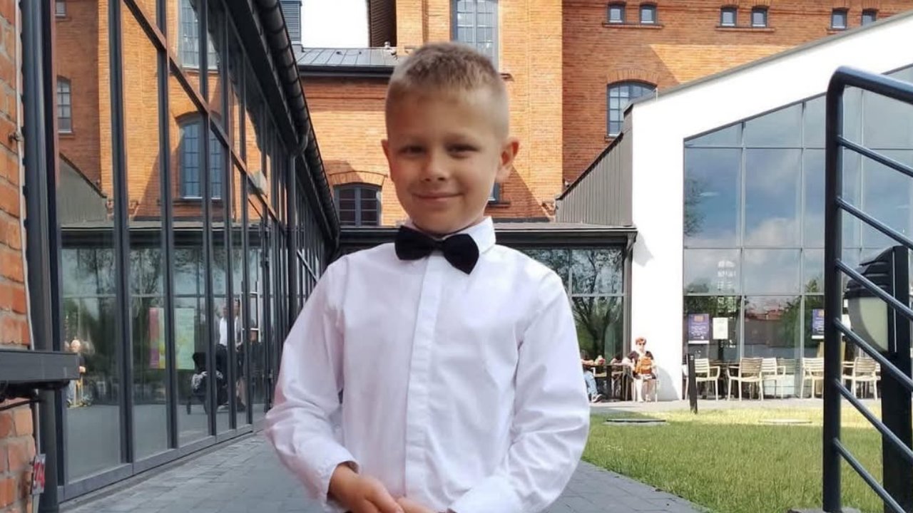 Alex z Ostrowca Świętokrzyskiego uratował dziecko na basenie. Ten mały, wielki bohater ma zaledwie 9 lat