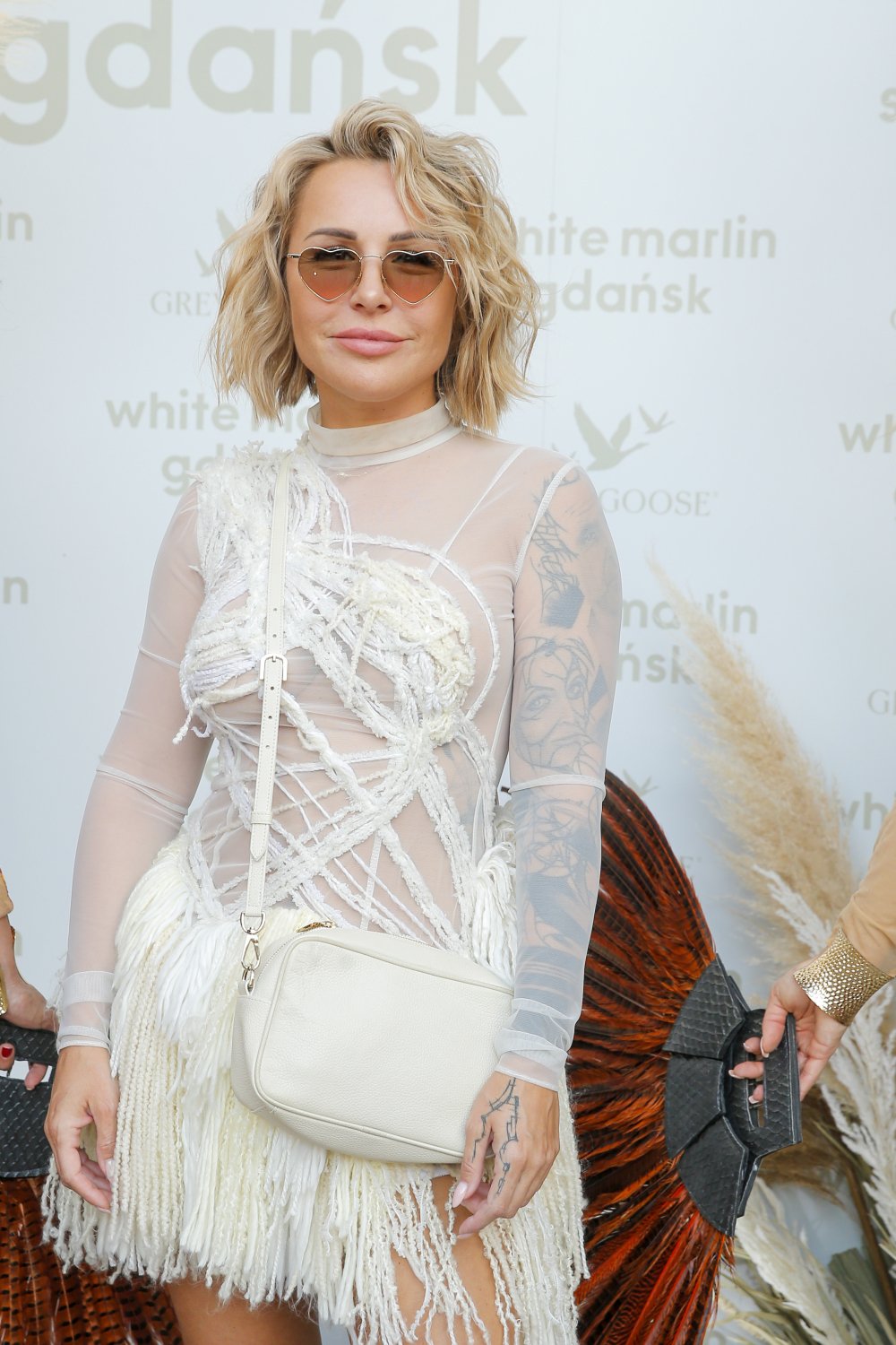 Blanka Lipińska w blond sukience