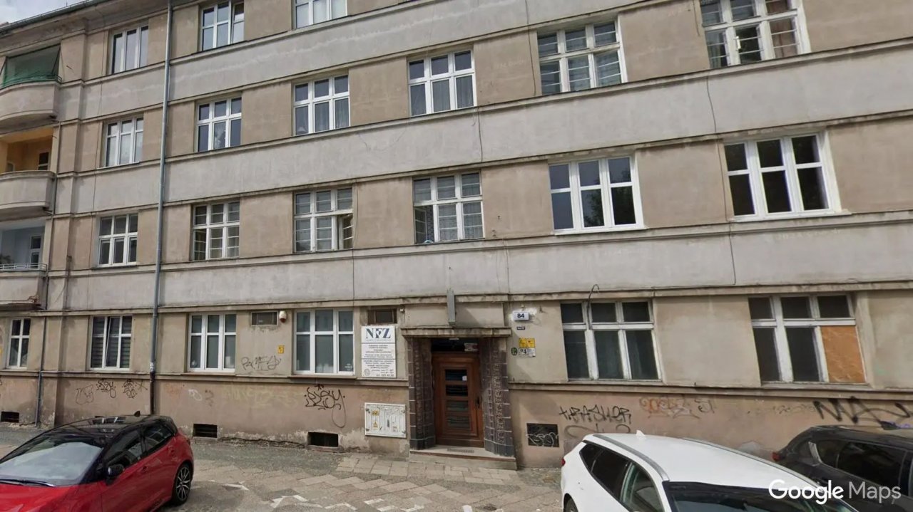 stary blok we Wrocławiu