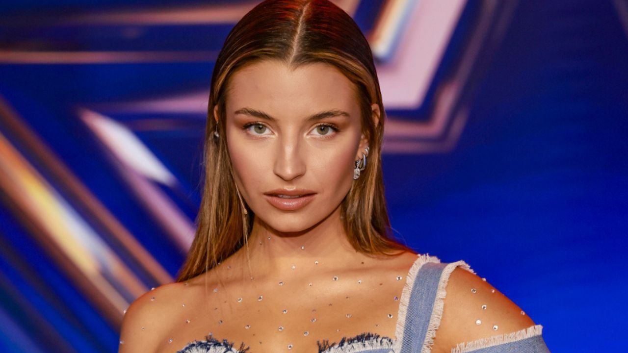 Szokujący zapis w kontraktach Julii Wieniawy ujrzał światło dzienne. Status gwiazdy daje jej przywileje