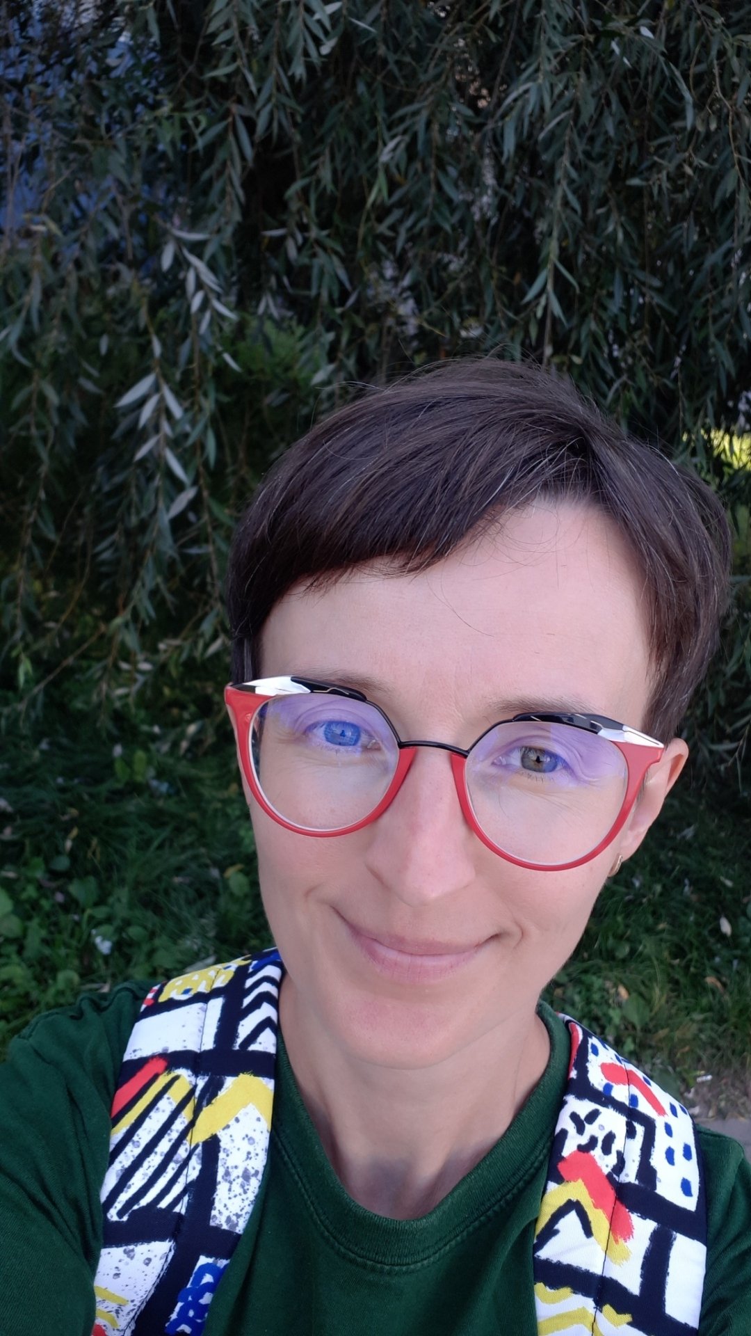 Kamila Łapicka w okularach