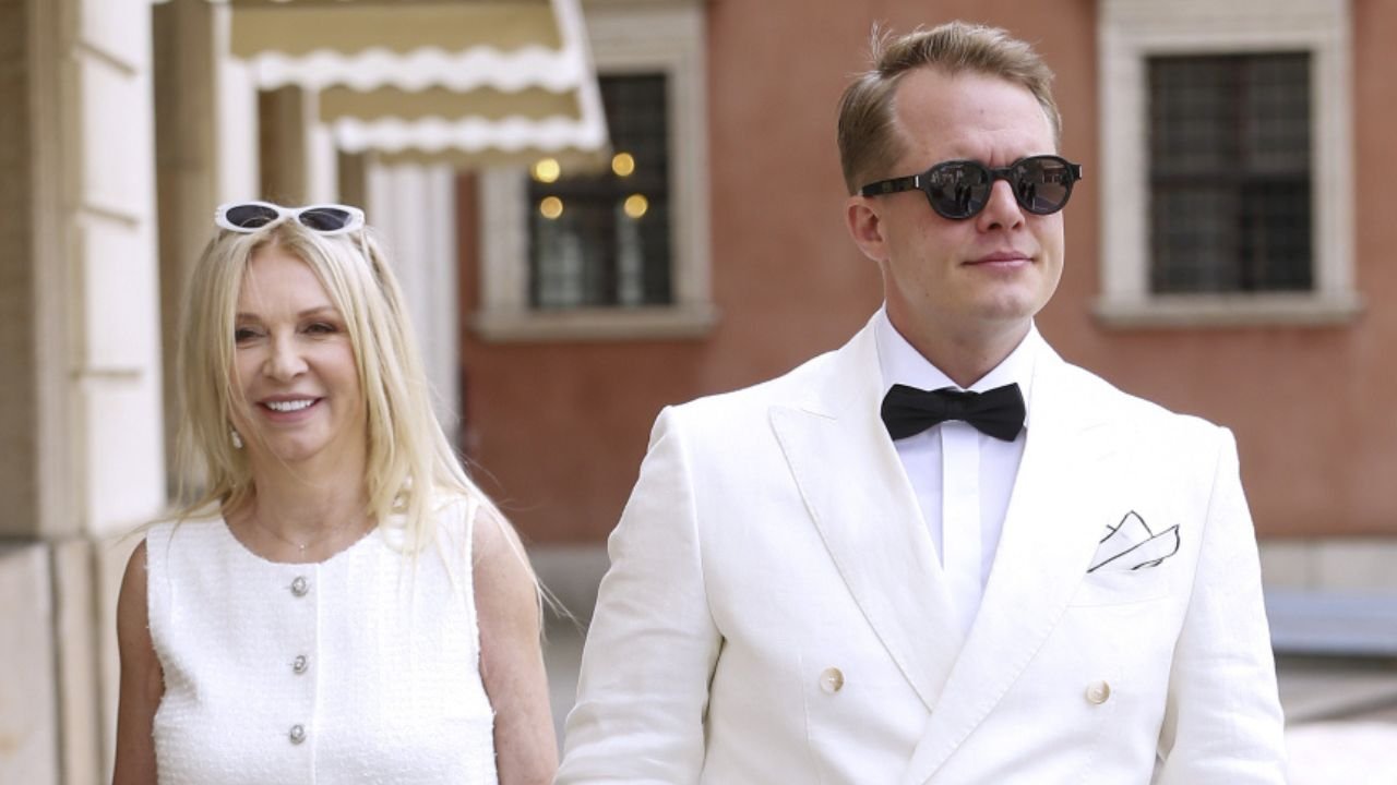 Syn Marioli Bojarskiej-Ferenc wziął ślub. Panna młoda ukrywała ciążowy brzuszek w ultra krótkiej sukni ślubnej