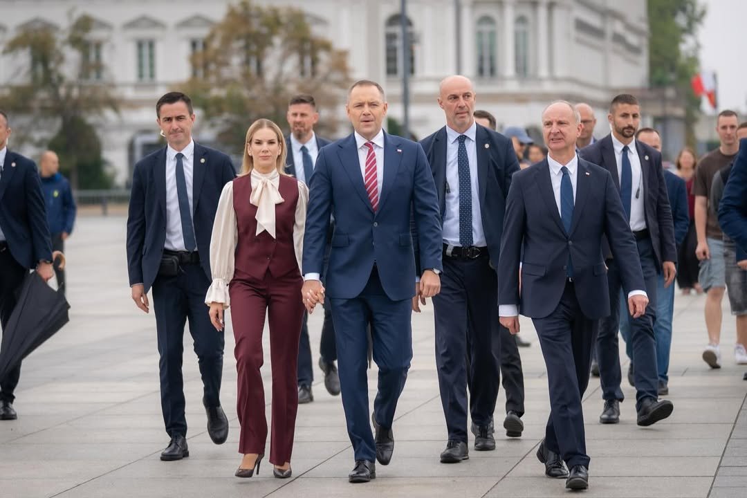 Karol Nawrocki i Marta Nawrocka w czasie Narodowego Czytania