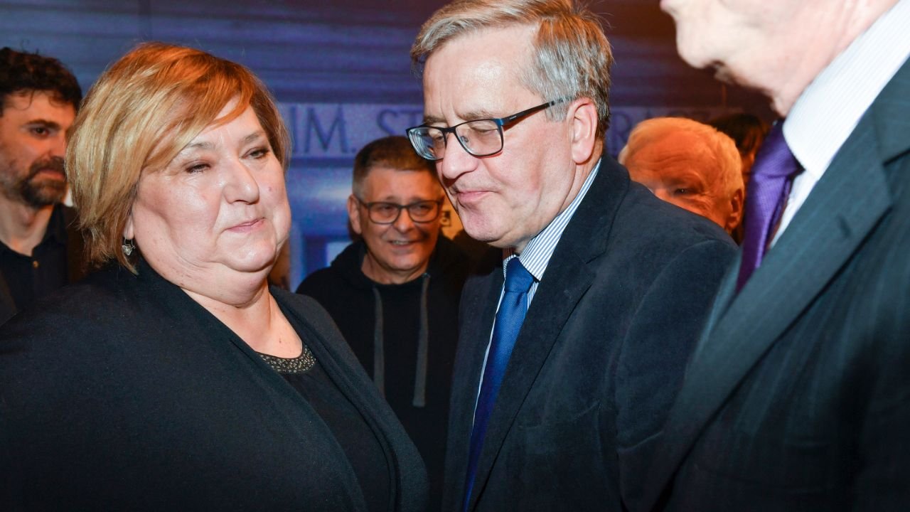 Dramat w domu Komorowskich. Była pierwsza dama o włos od utraty emerytury