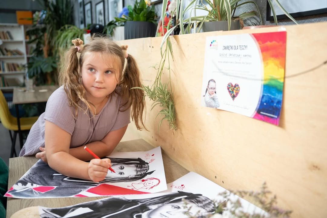 zbliżenie na twarz kasi nawrockiej