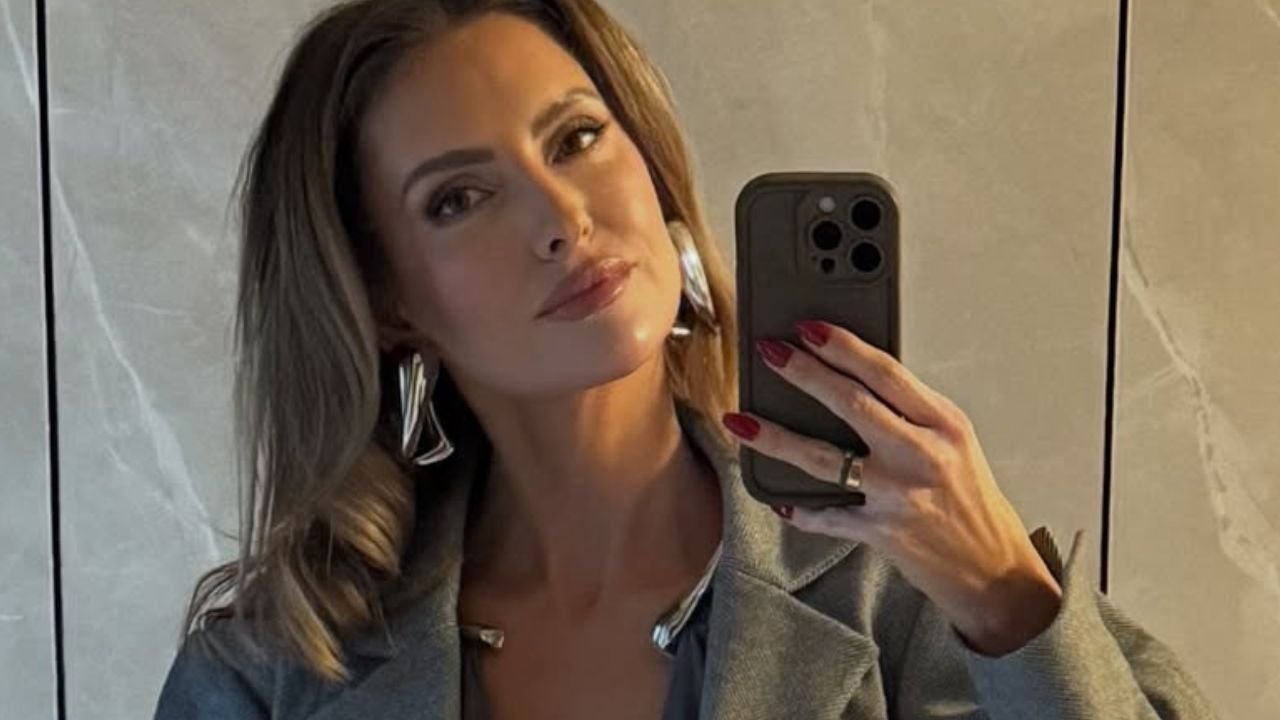 Dominika Grosicka z dekoltem do pępka wybrała się na wesele. Fani bez litości: "Zero szacunku dla panny młodej"