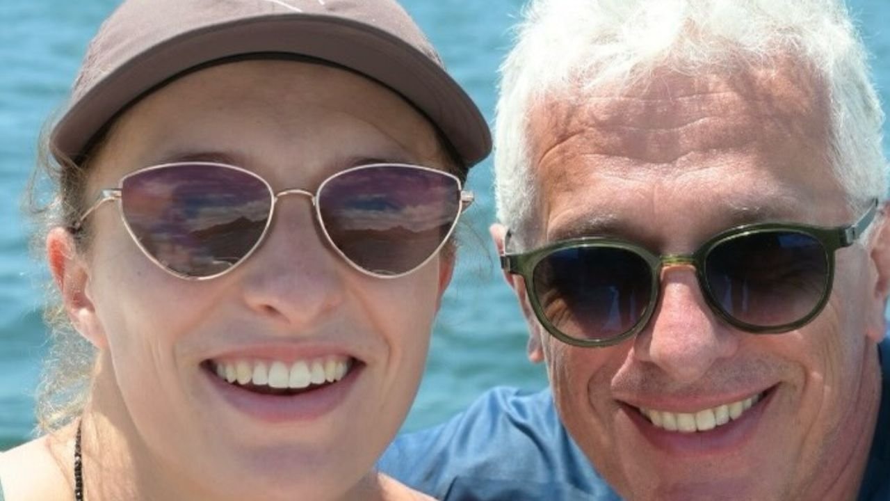 "Kontakt jest mocno ograniczony". Matka Igi Świątek przerywa milczenie i wyznaje, jak gratuluje córce sukcesów