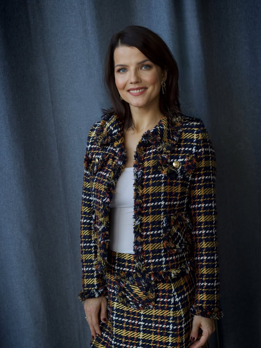 Joanna Jabłczyńska w tweedowym kostiumie