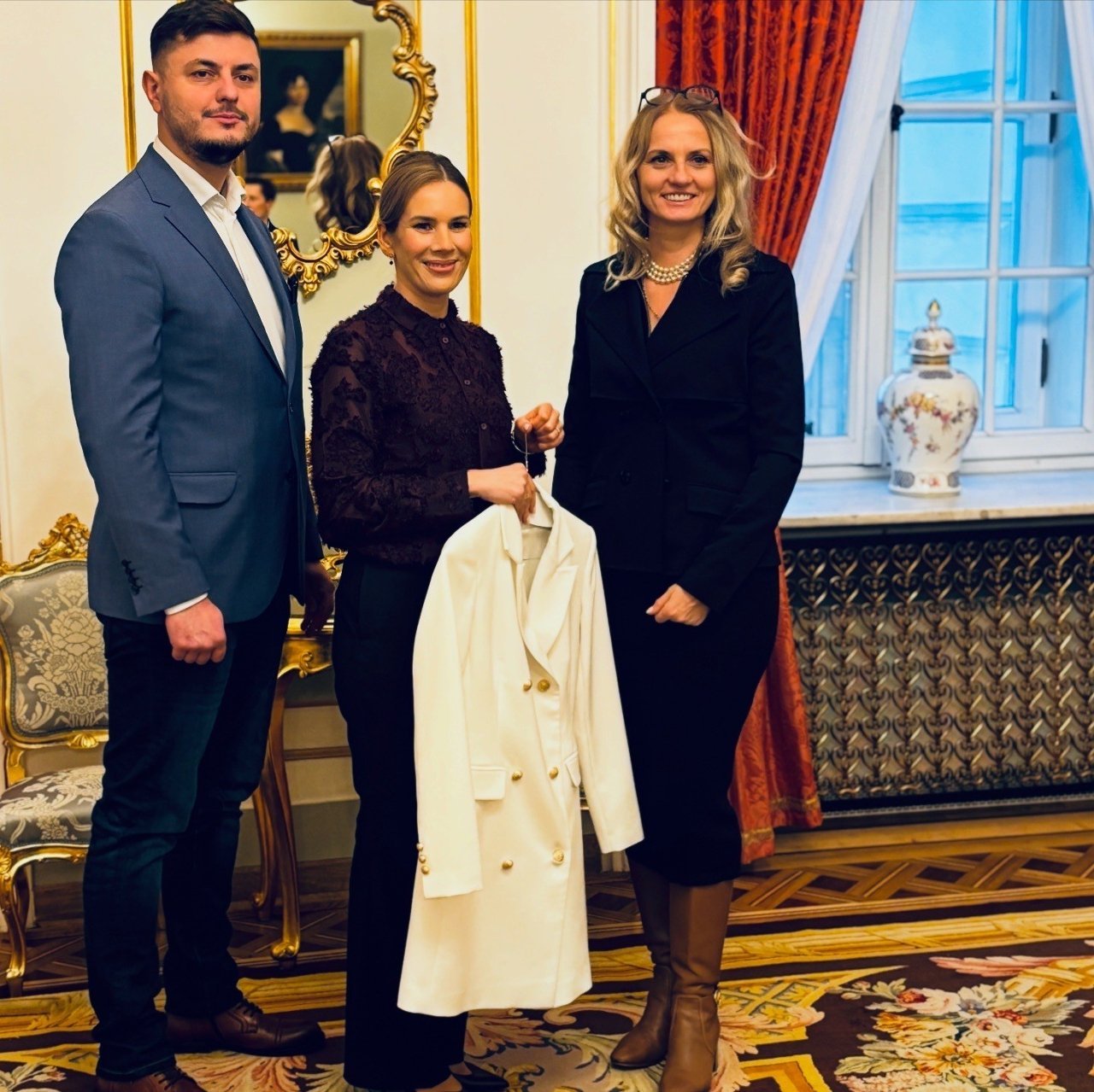 Marta Nawrocka i Anna Krupka