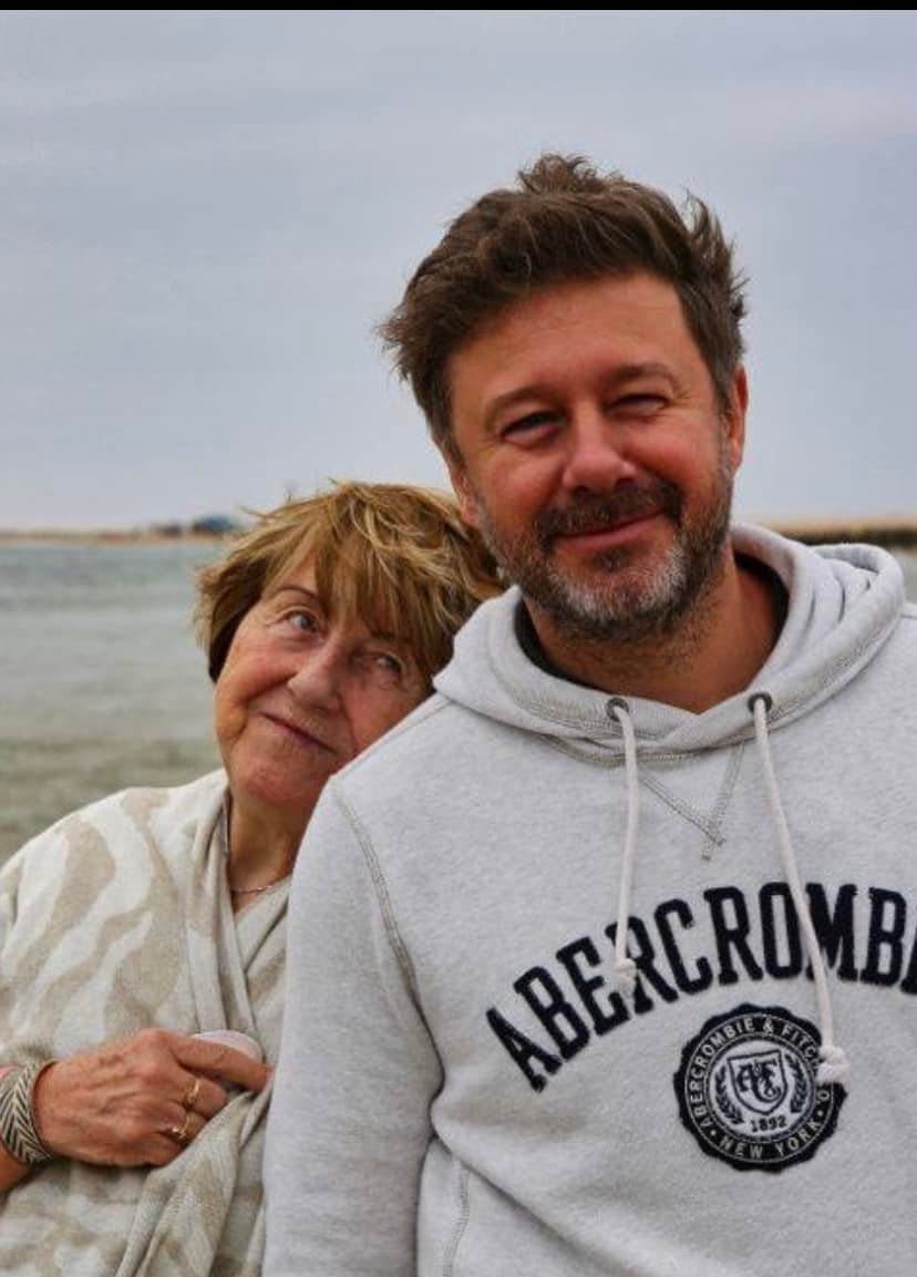 Andrzej Piaseczny z mamą