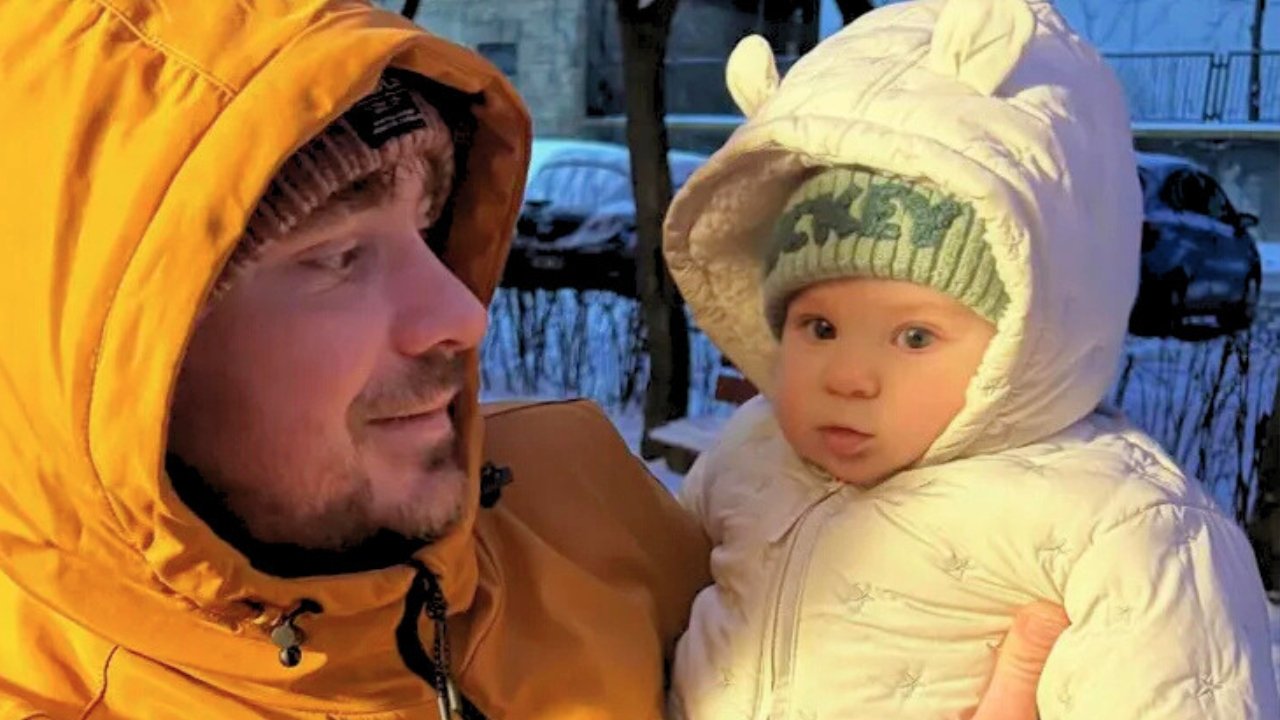 Daniel Martyniuk pokazał się z synem. Internauci patrzą na ręce syna gwiazdora i nie dowierzają