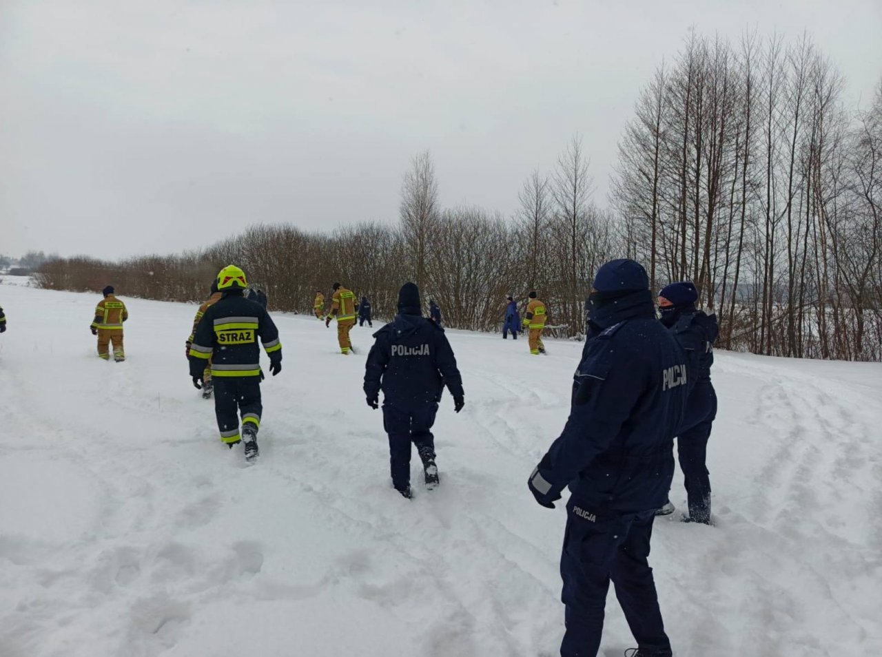Zdjęcia z poszukiwań zaginionej Emilii