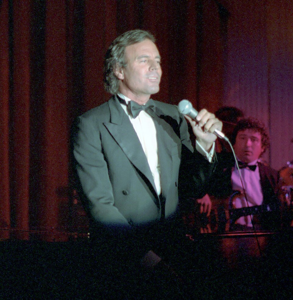 Julio Iglesias
