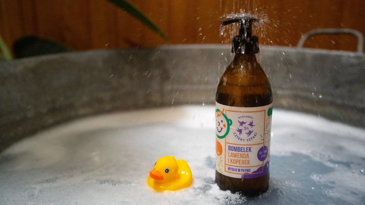 Jakie kosmetyki są potrzebne dla noworodka?