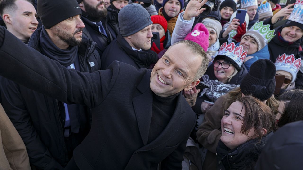 Karol Nawrocki w czasie orszaku trzech króli warszawa 2026