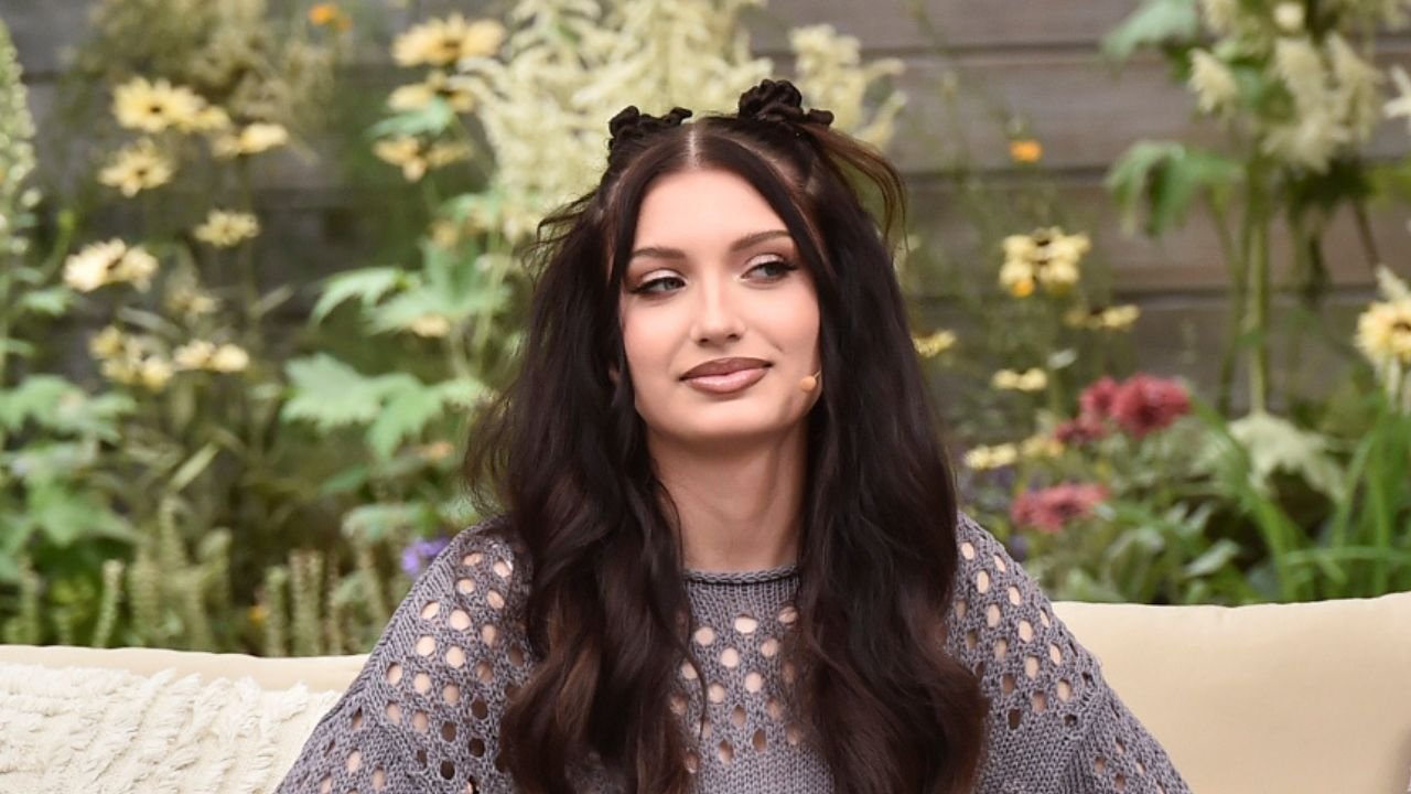 Viki Gabor uciekła z ukochanym o 3 nad ranem. Szokujące informacje o młodej artystce