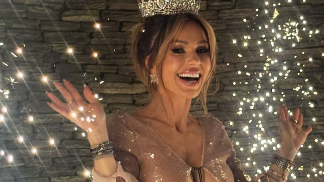 Doda w objęciach przystojniaka świętuje 42. urodziny. Ten czuły pocałunek rozpalił sieć. "Było historycznie"