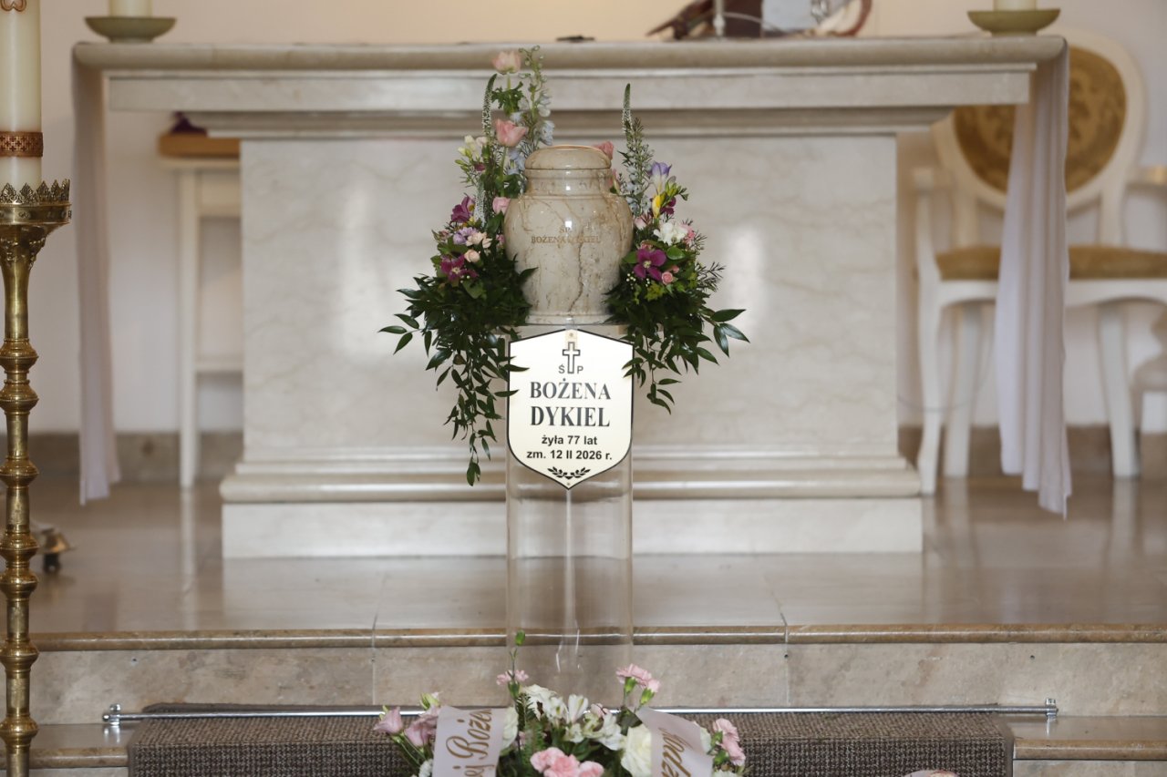 urna Bożeny Dykiel