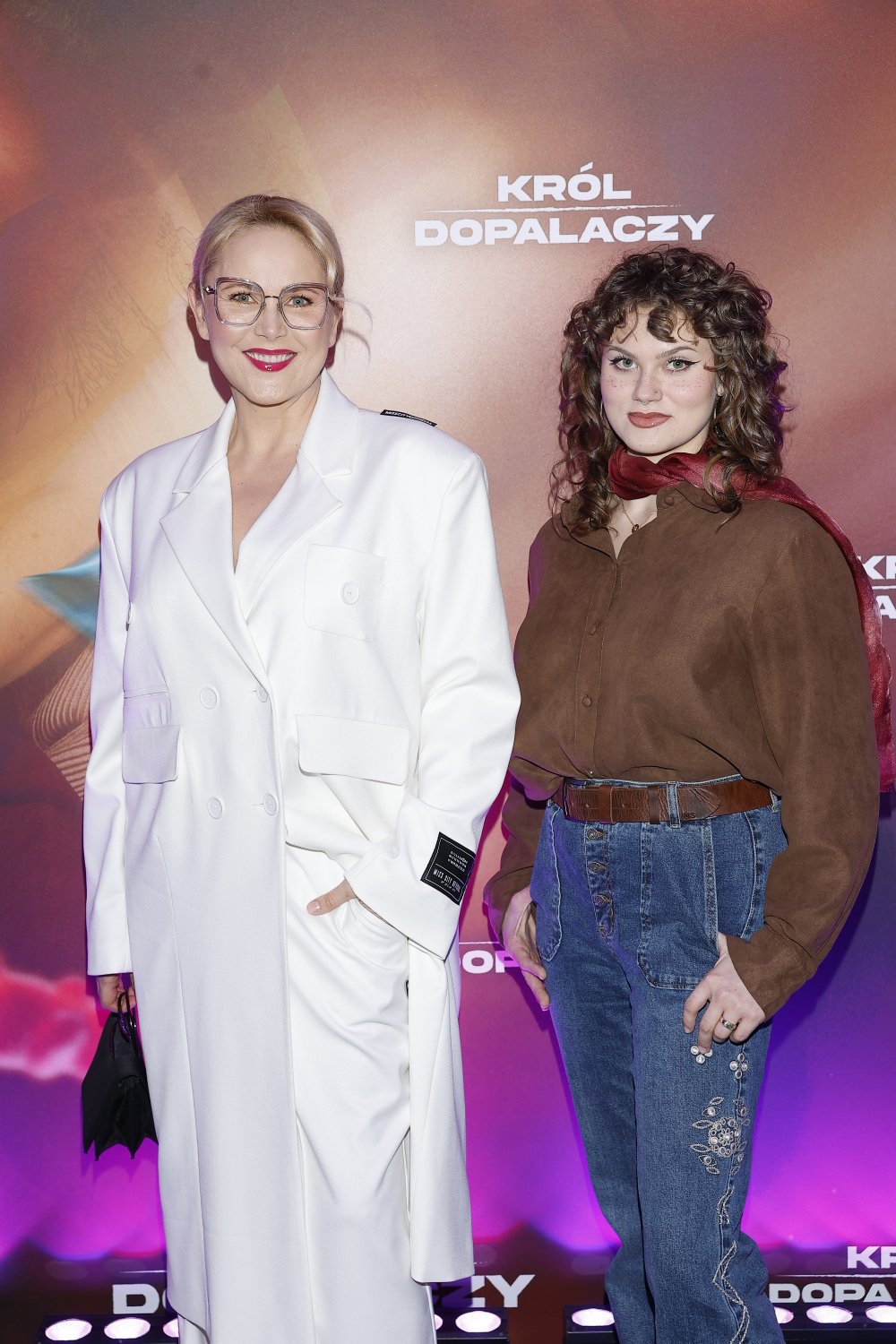 Anna i Mia Samusionek na premierze